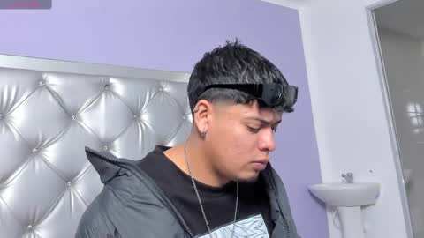 drakeeee online show from 10-20-25, 12:05