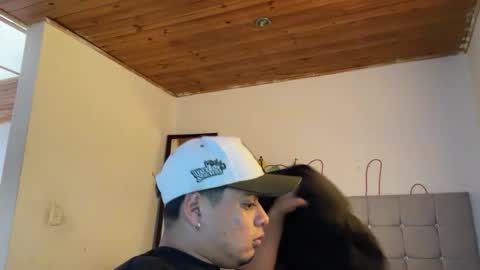 Snapshot of drakenn_ chatting on 05-26-26, 01:07 drakeeee online show from 05-26-26, 01:07