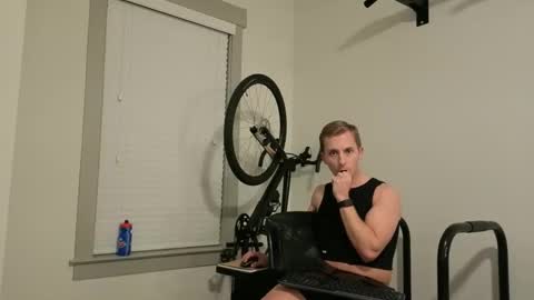 Snapshot of drakerileyxxx chatting on 01-08-26, 03:20 Drake Riley online show from 01-08-26, 03:20