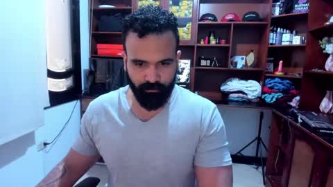 Snapshot of drako_argenti_ chatting on 12-02-24, 04:20 Drako online show from 12-02-24, 04:20