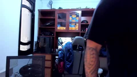 Snapshot of drako_argenti_ chatting on 12-29-24, 06:16 Drako online show from 12-29-24, 06:16