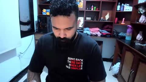 Snapshot of drako_argenti_ chatting on 01-06-25, 11:40 Drako online show from 01-06-25, 11:40