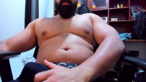 Snapshot of drako_argenti_ chatting on 01-24-25, 05:10 Drako online show from 01-24-25, 05:10