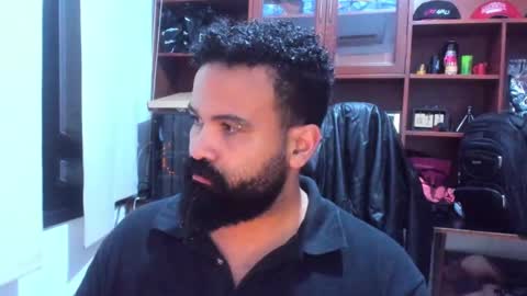 Snapshot of drako_argenti_ chatting on 01-29-25, 06:54 Drako online show from 01-29-25, 06:54