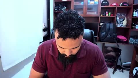 Snapshot of drako_argenti_ chatting on 02-01-25, 03:50 Drako online show from 02-01-25, 03:50