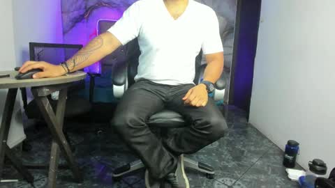 Snapshot of drako_argenti_ chatting on 03-16-26, 03:12 Drako online show from 03-16-26, 03:12