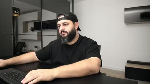 DravenPeak online show from 12-17-25, 03:07