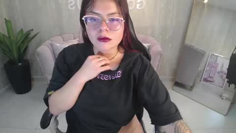 Draviana  online show from 09-20-25, 03:07