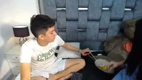 -- nicolle and jhon -- online show from 03-05-25, 02:14