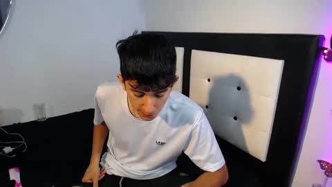 -- nicolle and jhon -- online show from 09-14-25, 07:18