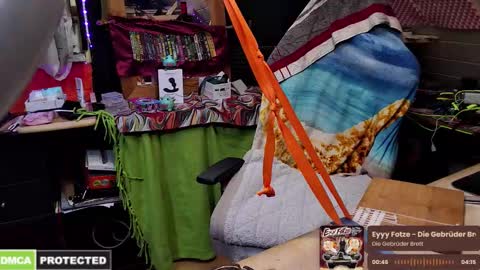 Snapshot of drawingcock chatting on 02-14-25, 05:57 drawingcock online show from 02-14-25, 05:57