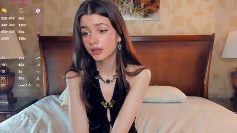 Hi Im Monika Welcome to my room online show from 11-14-25, 10:03