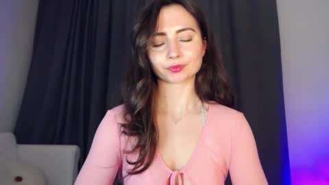 Nicole online show from 01-26-25, 05:44