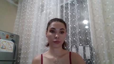 dream_petal_ online show from 03-18-26, 04:54