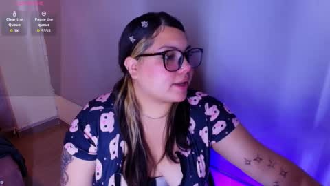 Snapshot of dreambooo_ chatting on 04-18-26, 11:58 C A M I L A online show from 04-18-26, 11:58
