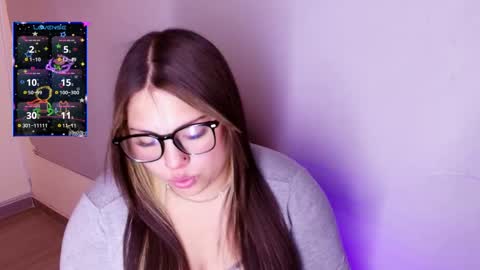 Snapshot of dreambooo_ chatting on 04-19-26, 11:53 C A M I L A online show from 04-19-26, 11:53