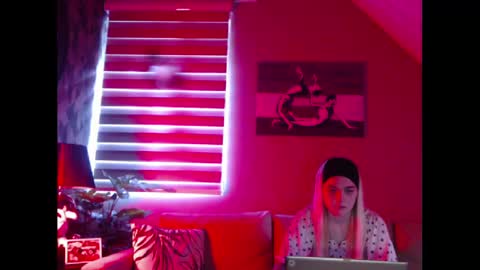 A girl online show from 01-13-25, 08:26