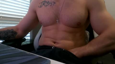 Dreaming on going live with a woman p online show from 04-27-26, 06:39