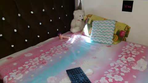 Dreameyes online show from 02-06-26, 11:24