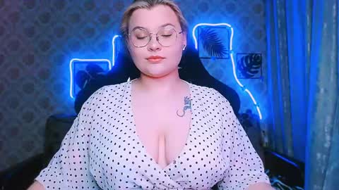 dreamforyoue2 online show from 04-06-26, 05:58