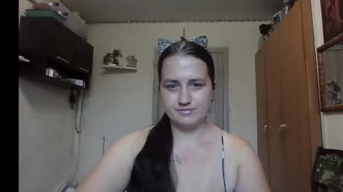 dreamiebelle online show from 09-18-25, 08:16