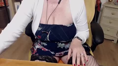 dreammilfi online show from 02-04-25, 08:24