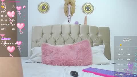 Sophia online show from 01-19-25, 12:38