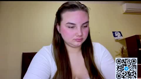 Mila online show from 04-01-26, 06:25