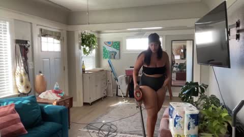 RIRI OR DREAMY online show from 12-15-24, 09:20