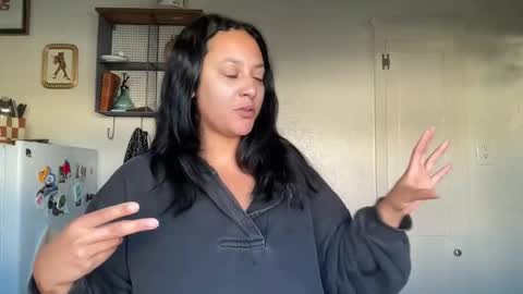 RIRI OR DREAMY online show from 12-02-25, 04:35