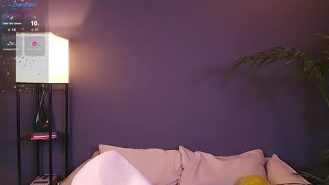 Snapshot of dreamysteps chatting on 11-08-25, 03:39 dreamysteps online show from 11-08-25, 03:39