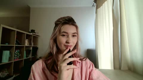 Dia online show from 03-31-26, 12:16