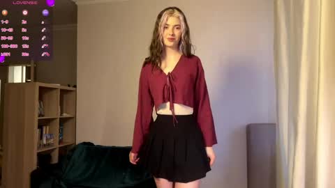 Dia online show from 04-27-26, 03:54