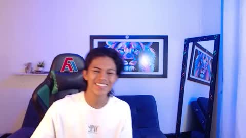 Dreyk online show from 10-22-25, 01:33