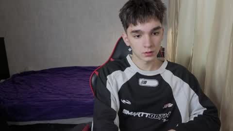 Mark online show from 04-25-26, 11:02