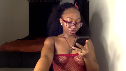 luna online show from 02-25-26, 04:55