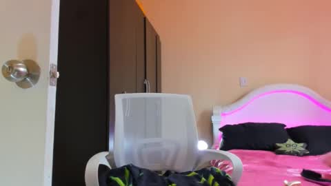 drippyorlove online show from 02-14-25, 07:12