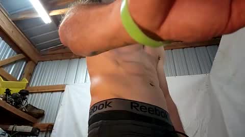Snapshot of dritylilboy chatting on 04-29-26, 05:30 Inexperienced catfish online show from 04-29-26, 05:30