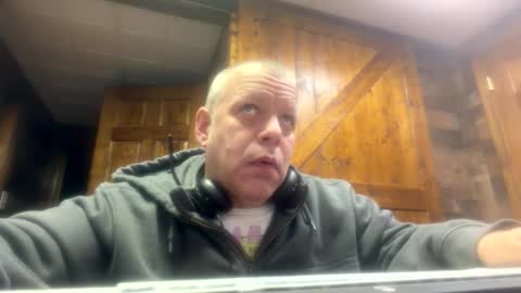 Snapshot of drkone01826 chatting on 12-01-25, 02:33 drkone01826 online show from 12-01-25, 02:33