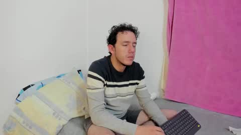 Snapshot of drod6621 chatting on 11-16-25, 09:26 CamiSanti online show from 11-16-25, 09:26