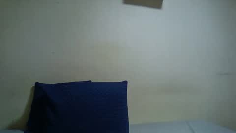 Snapshot of dronae chatting on 01-08-26, 12:13 dronae online show from 01-08-26, 12:13