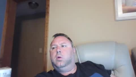 Snapshot of drow0909 chatting on 04-20-26, 11:35 Drow online show from 04-20-26, 11:35