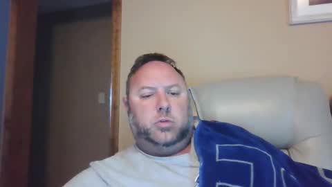 Snapshot of drow0909 chatting on 06-01-26, 11:23 Drow online show from 06-01-26, 11:23