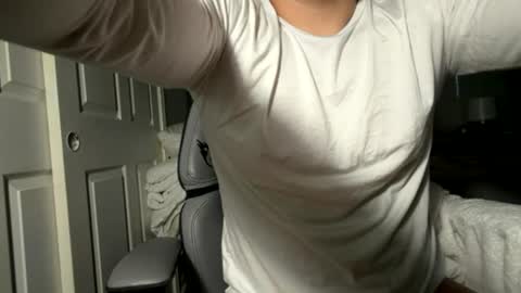 Snapshot of druiz19 chatting on 07-08-26, 04:50 druiz19 online show from 07-08-26, 04:50
