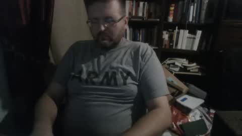 Snapshot of drunkeneagle chatting on 10-16-25, 08:48 drunkeneagle online show from 10-16-25, 08:48