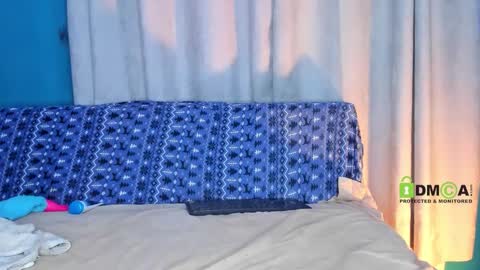 duamilktits online show from 03-12-26, 08:53