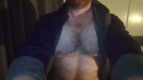 Snapshot of dublinbrian chatting on 10-25-25, 11:32 dublinmalecam online show from 10-25-25, 11:32