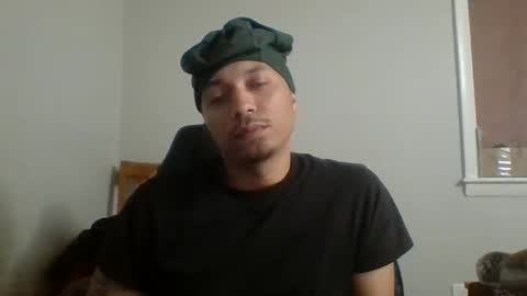 Snapshot of dubz07 chatting on 01-09-25, 12:14 dubz07 online show from 01-09-25, 12:14