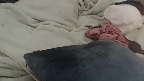 Dude online show from 11-17-25, 09:42