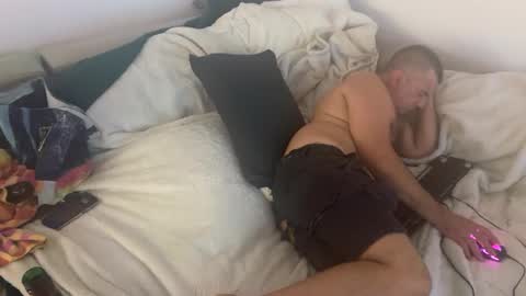 Snapshot of dudecuzbeo chatting on 01-30-25, 02:04 dudecuzbeo online show from 01-30-25, 02:04